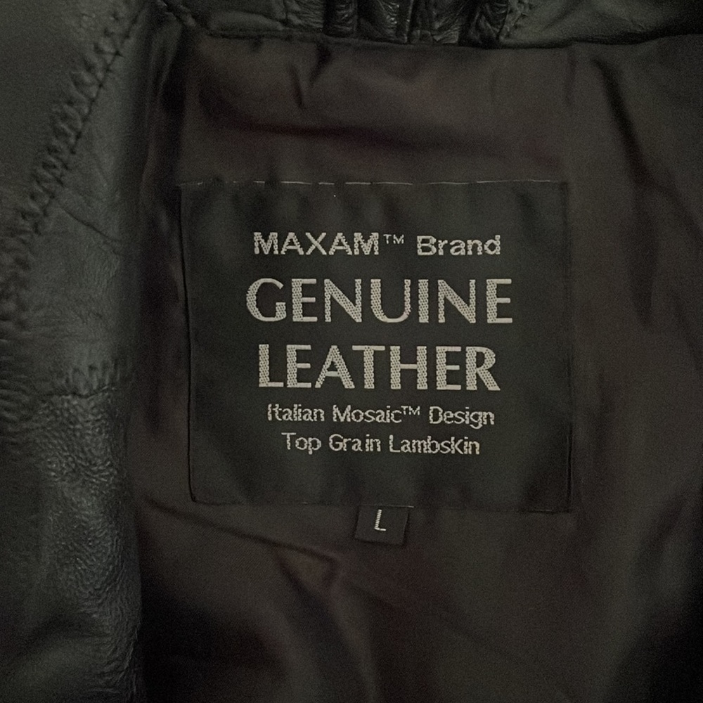 Leather jacket - Picture 2 of 3